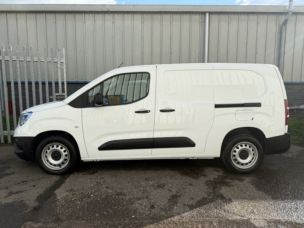Vauxhall Combo Panel Van 1.5 Turbo D 2300 Edition 2021 White #4