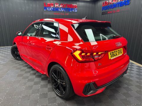 Audi A1 1.0 Tfsi 30 Red #3