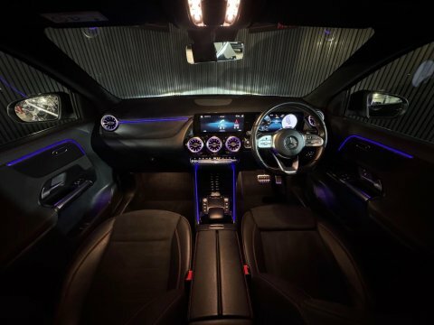 Mercedes-Benz GLA Class 1.3 Gla200 Amg Black #4