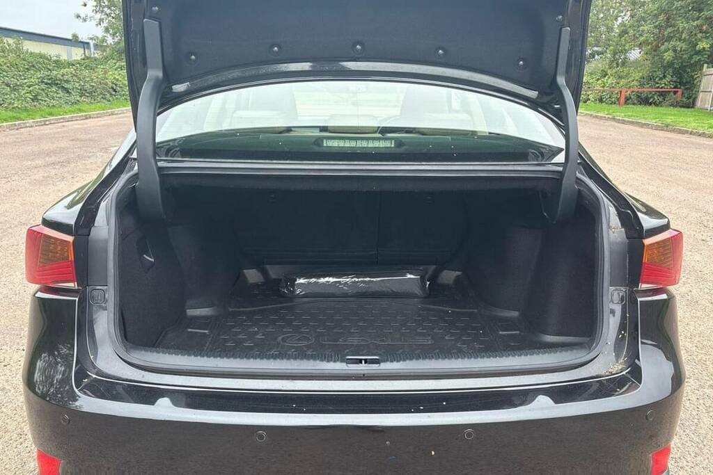 Lexus IS 300H Luxury Cvt Premium Navigation Silver #13