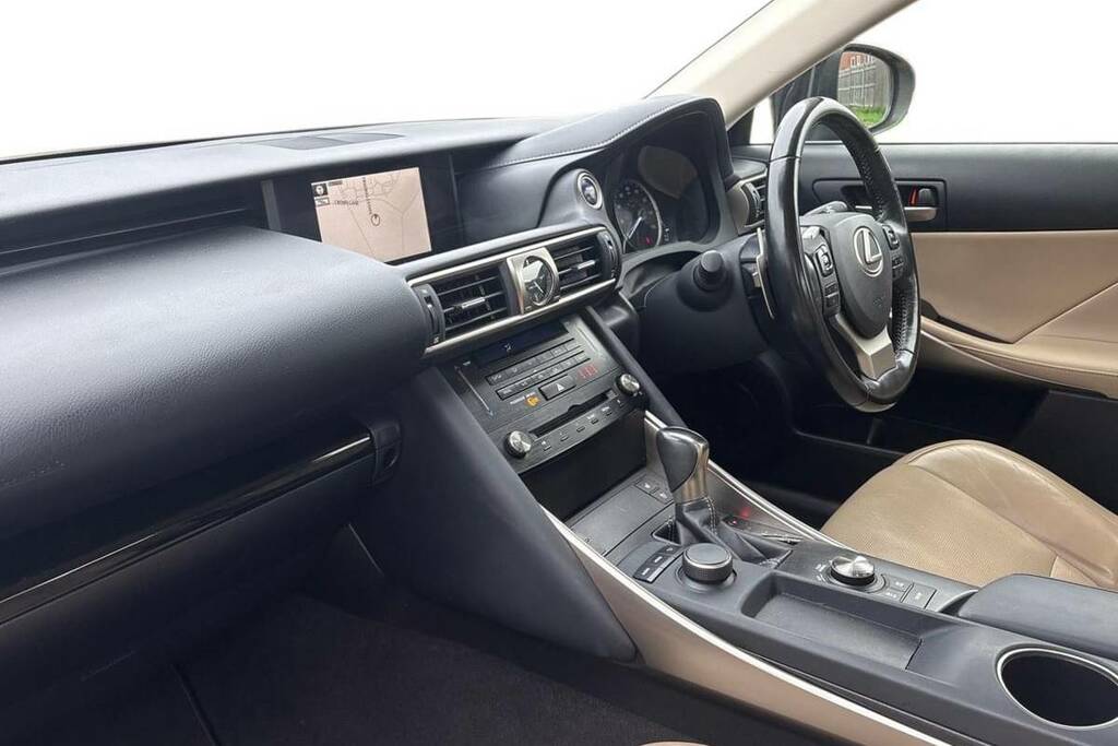 Lexus IS 300H Luxury Cvt Premium Navigation Silver #5