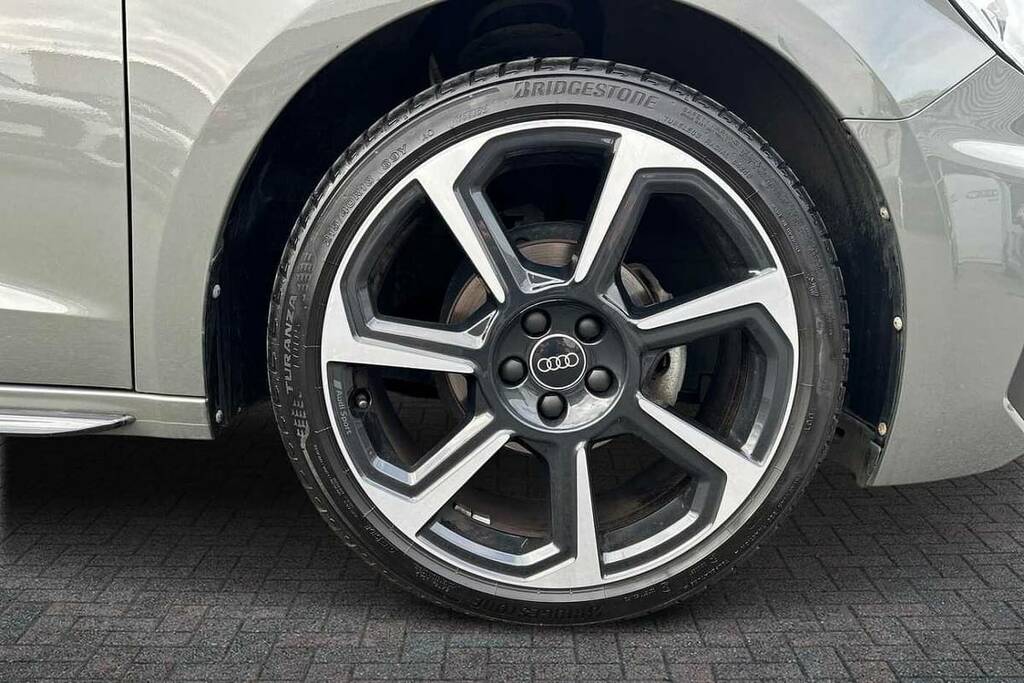 Audi A1 25 Tfsi Black Edition Grey #5