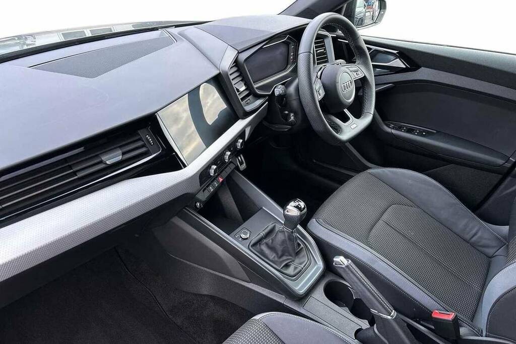 Audi A1 25 Tfsi Black Edition Grey #2