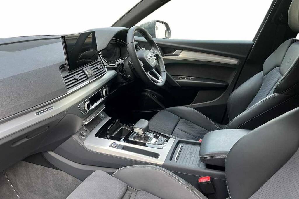 Audi Q5 Tfsie 50 S Line Silver #2