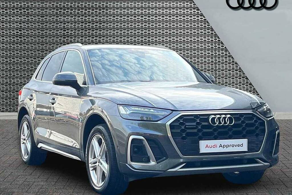 Audi Q5 Tfsie 50 S Line Silver #1