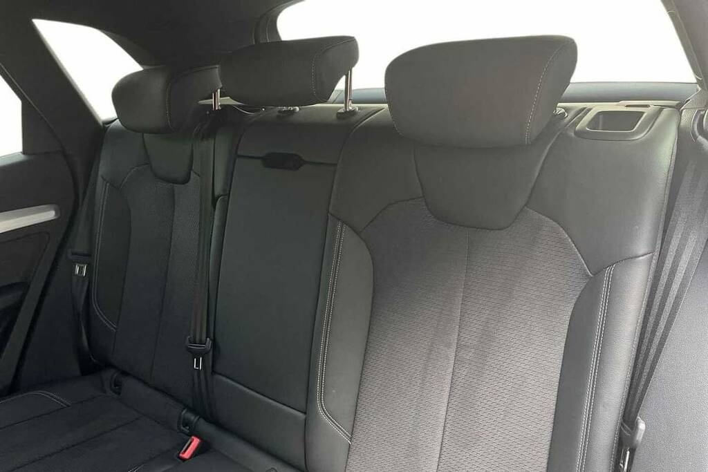 Audi Q5 Tfsie 50 S Line Silver #10