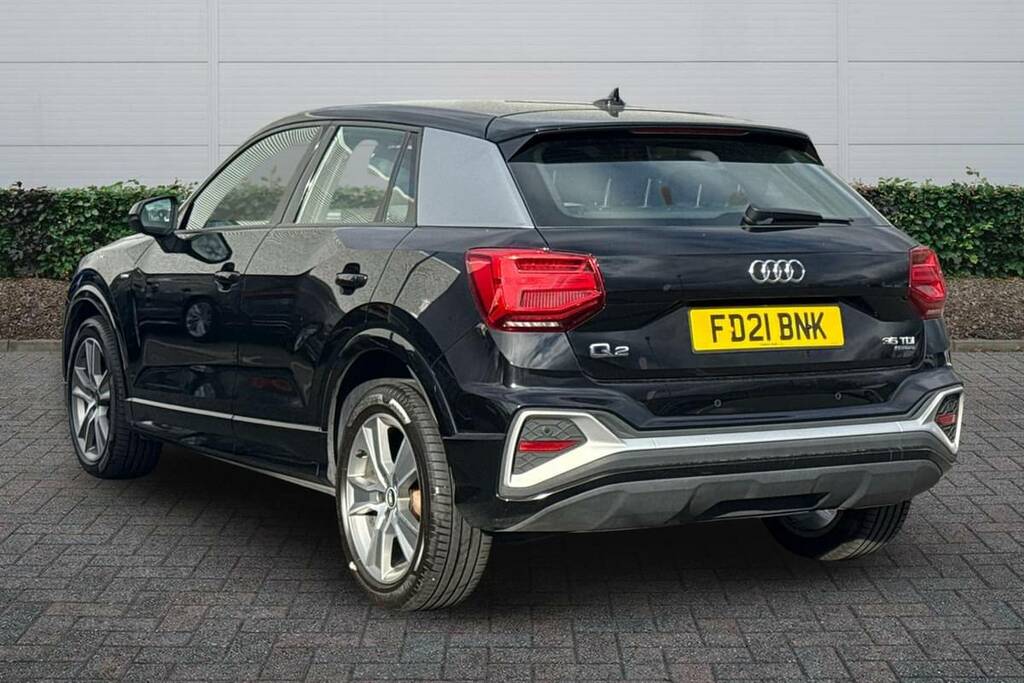 Audi Q2 35 Tdi Quattro S Line S Tronic Black #5