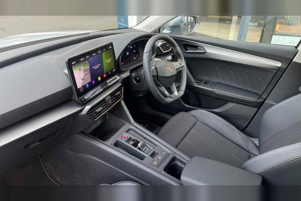 Cupra Leon 1.5 Etsi V1 Design Edition Dsg White #2