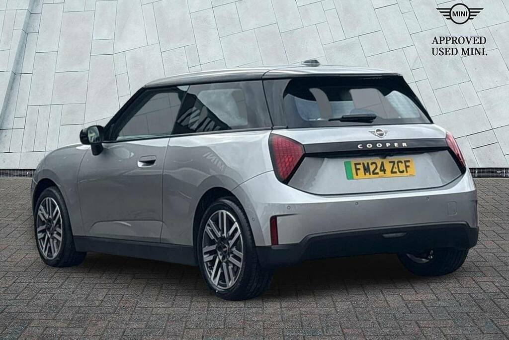 Mini Hatch 135Kw E Classic 41Kwh Silver #2