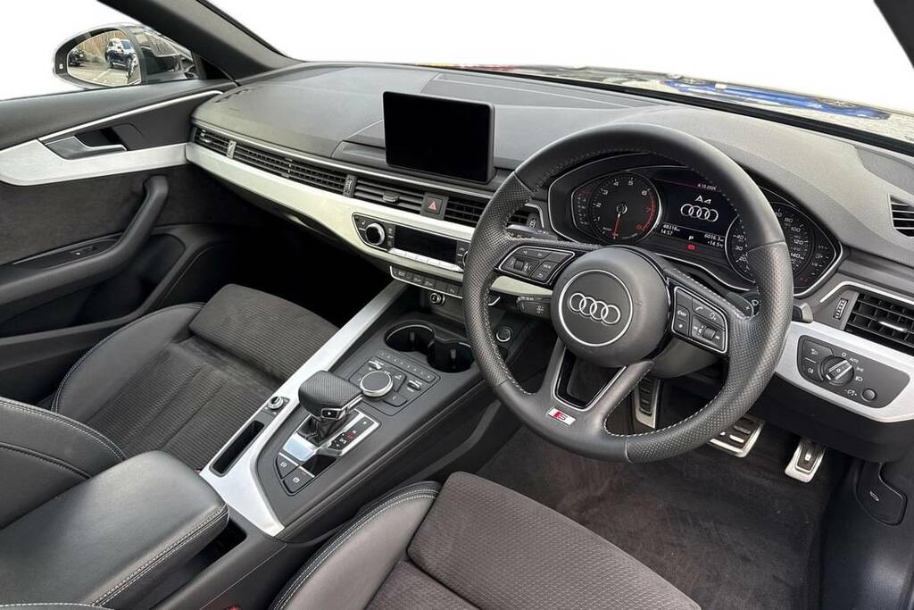 Audi A4 40 Tfsi S Line S Tronic Black #4