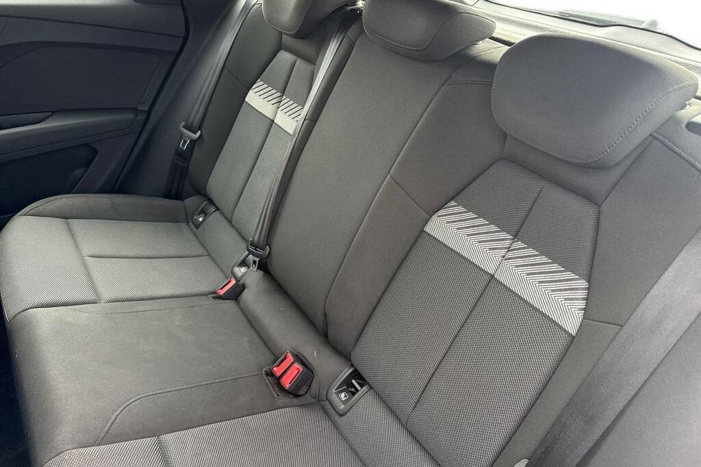 Audi Q4 E Tron 2021 35 S Line Suv 55Kwh 170 Ps Grey #11