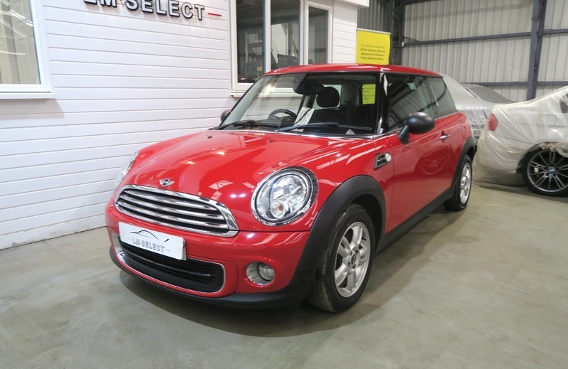Mini Hatch 100 Red #6