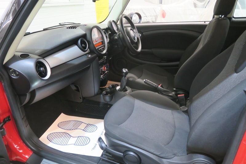 Mini Hatch 1.6 Cooper Euro 6 122 Ps One Own Blue #22