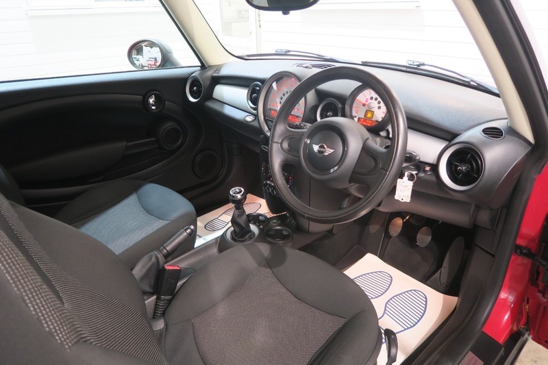 Mini Hatch 1.6 Cooper Euro 6 122 Ps One Own Blue #20
