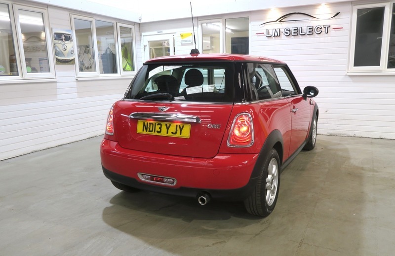 Mini Hatch 1.6 Cooper Euro 6 122 Ps One Own Blue #15