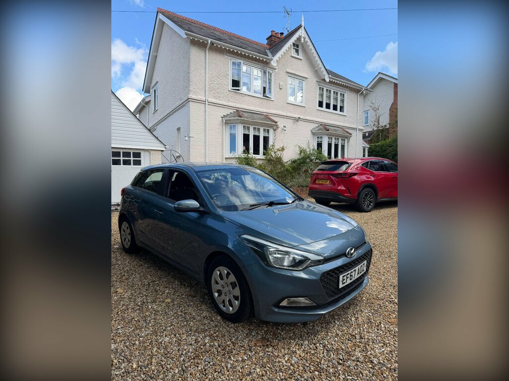 Hyundai I20 1.2 Premium Se Nav Red #1