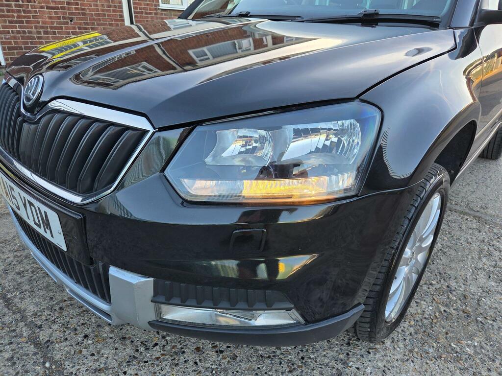Skoda Yeti 2L Black Edition Black #25