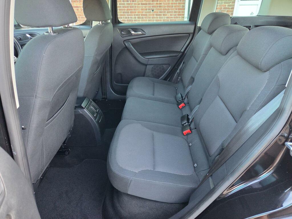 Skoda Yeti 2L Black Edition Black #16