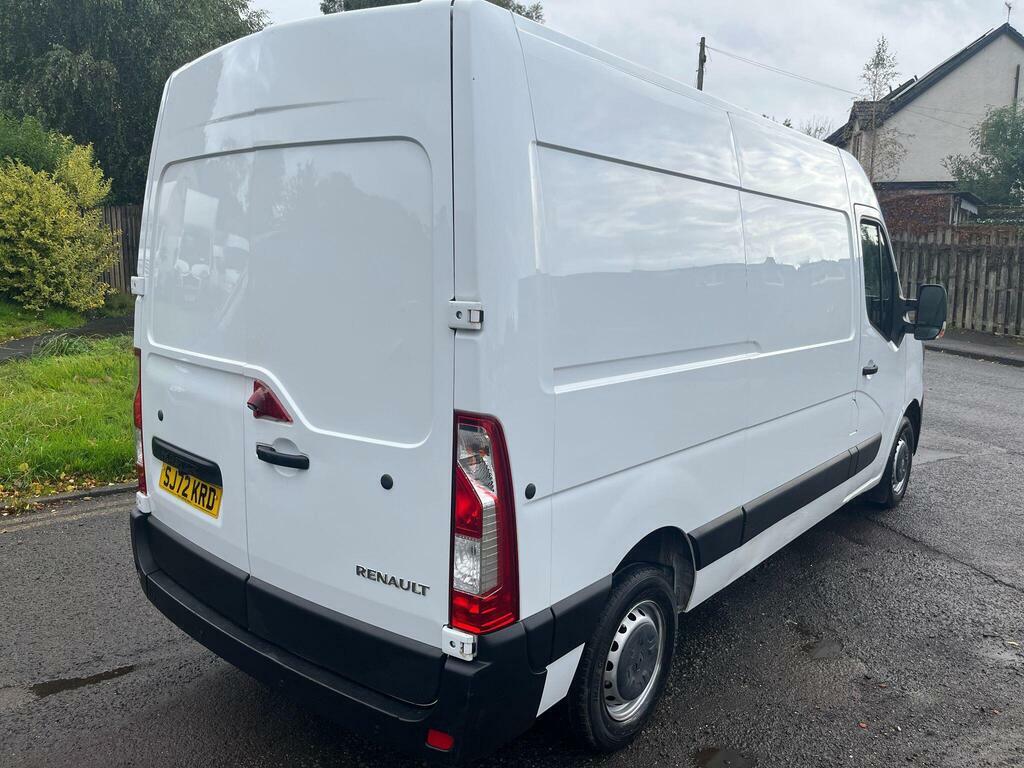 Renault Master 2.3 Dci 35 Business Fwd Mwb Medium Roof Euro 6 White #3