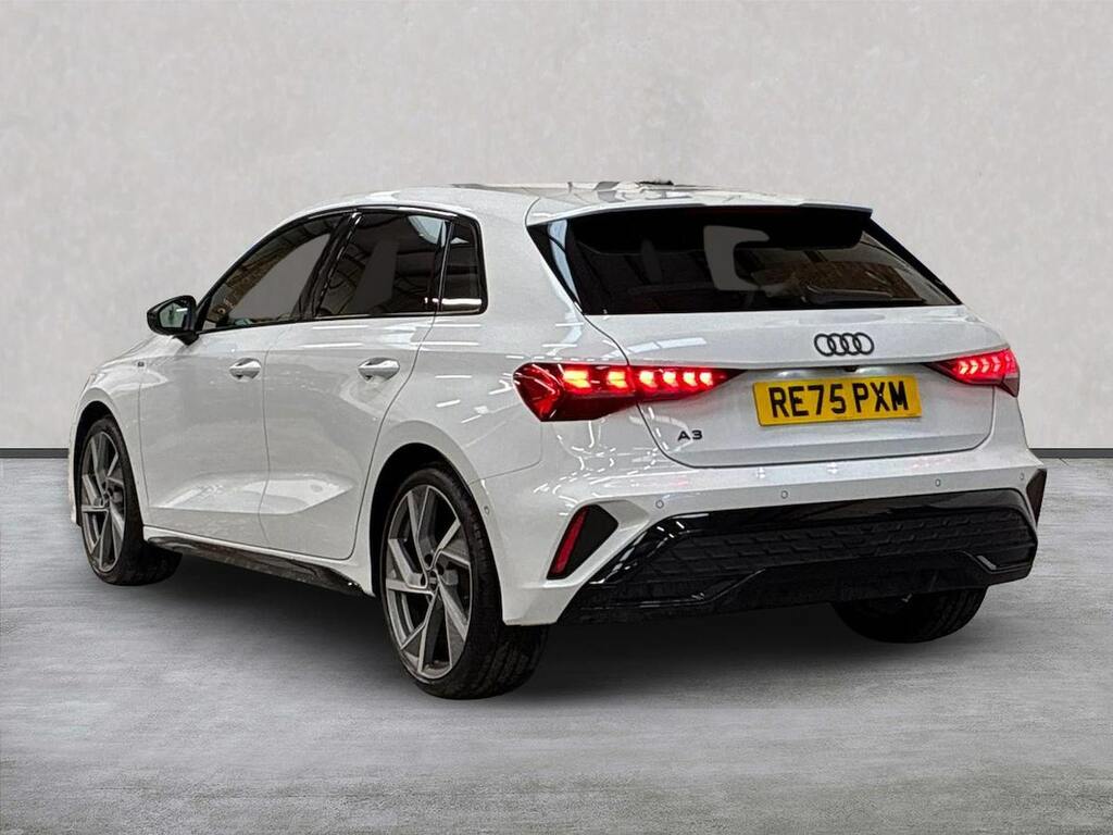 Audi A3 2.0 Tdi 150 Black Edition S Tronic Tech Pack White #2