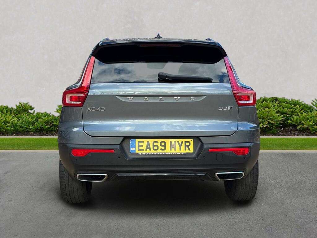 Volvo XC40 2.0 D3 R Design Awd Geartronic #4