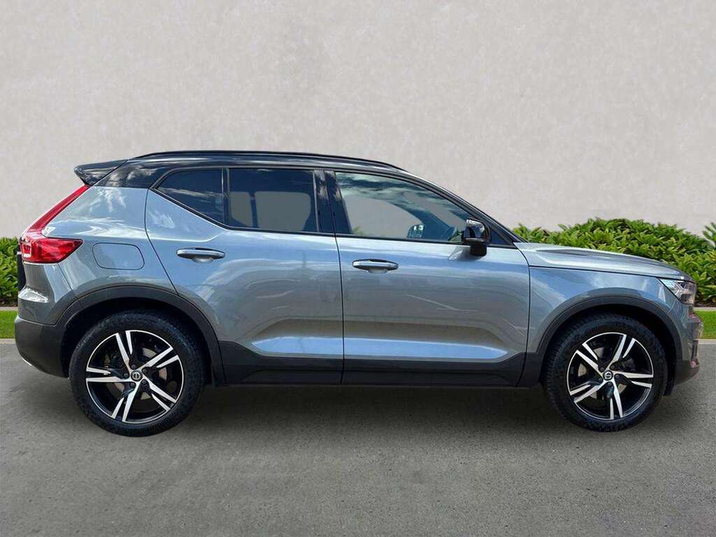 Volvo XC40 2.0 D3 R Design Awd Geartronic #3