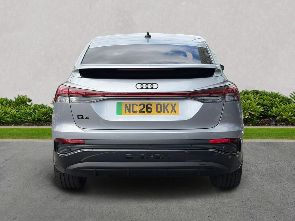 Audi Q4 E Tron 210Kw 45 82Kwh Black Edition  #4