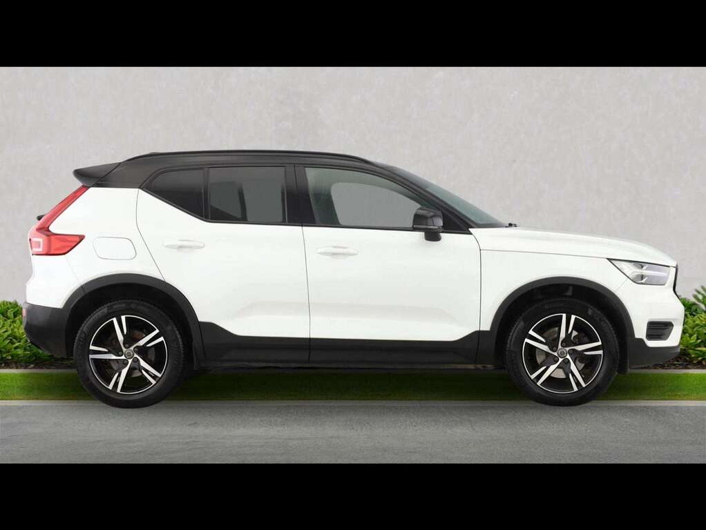 Volvo XC40 2.0 B4p R Design #3