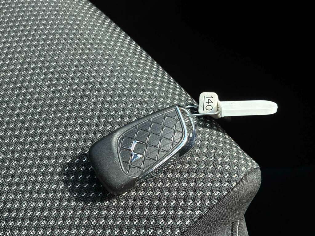 DS DS 4 1.6 Bluehdi Prestige Hatchback E Grey #38