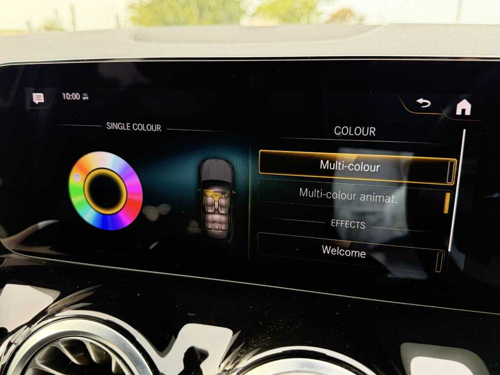 Mercedes-Benz GLA Class Gla 180 Urban Edition Black #28
