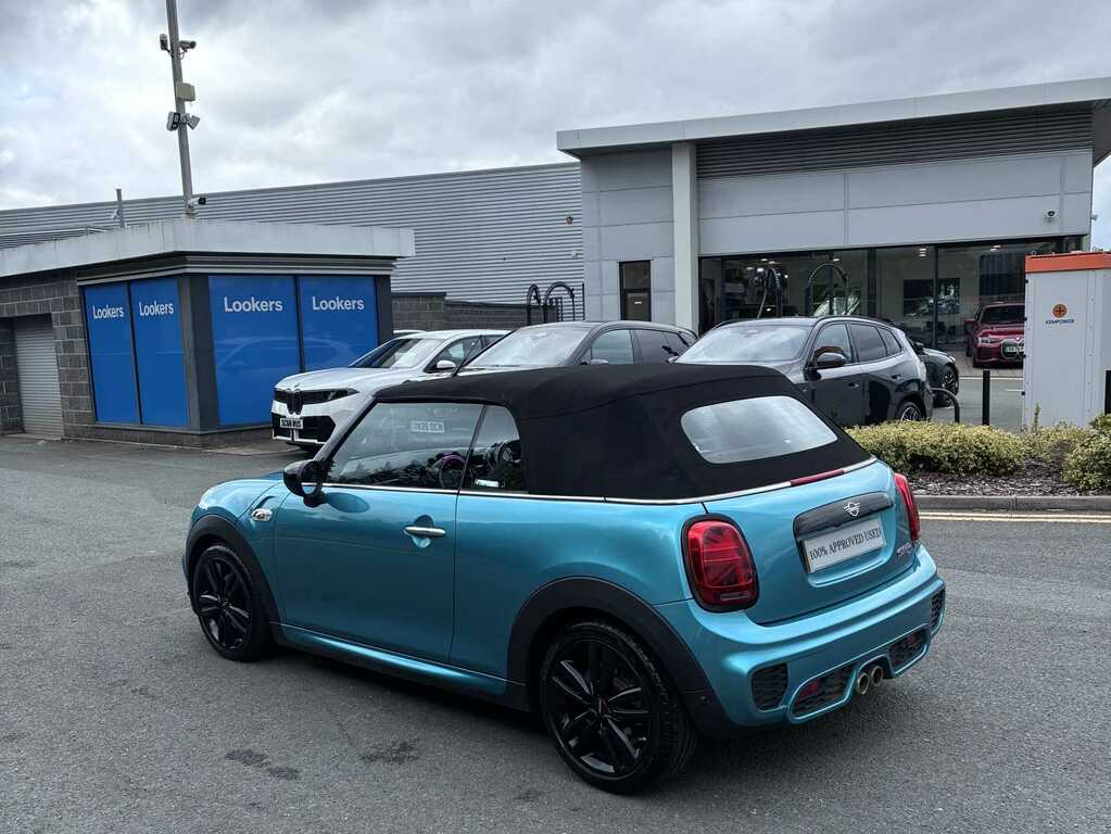 Mini Convertible 1.5 Cooper Exclusive II Comfortnav Pack Black #39
