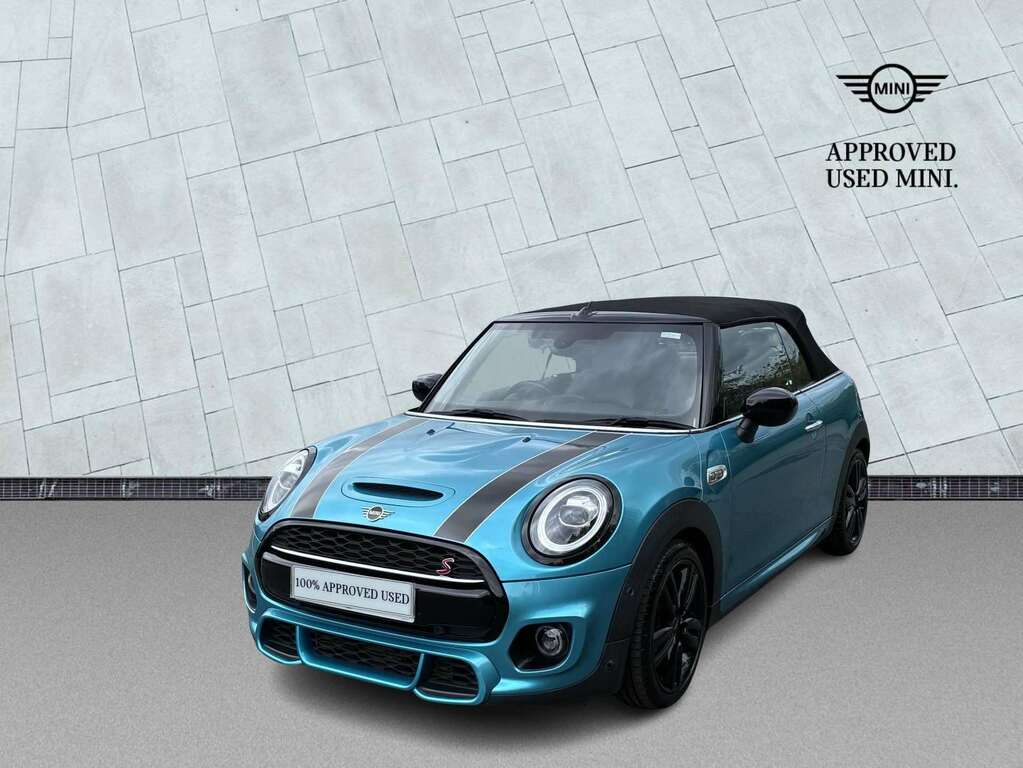 Mini Convertible 1.5 Cooper Exclusive II Comfortnav Pack Black #3