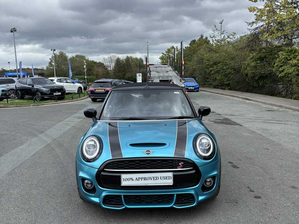 Mini Convertible 1.5 Cooper Exclusive II Comfortnav Pack Black #37