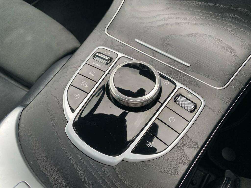 Mercedes-Benz C Class C 220 Amg Line Premium D Red #14