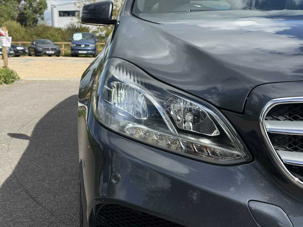 Mercedes-Benz E Class 2.1 E220 Cdi Amg Sport Cabriolet G-tron White #7