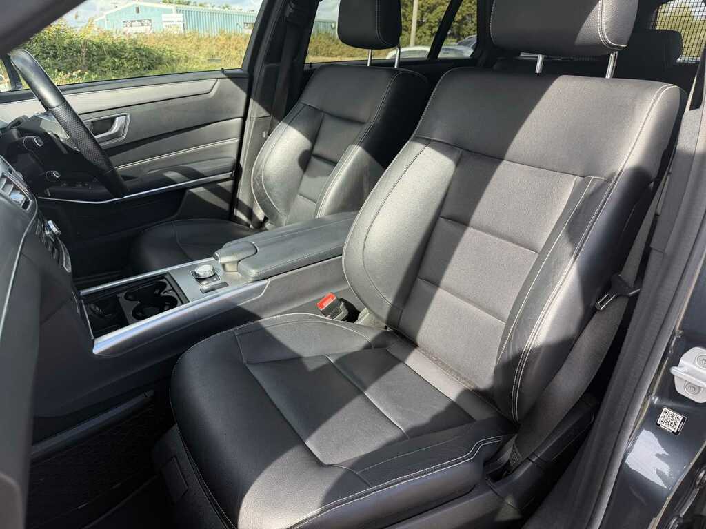Mercedes-Benz E Class 2.1 E220 Cdi Amg Sport Cabriolet G-tron White #19