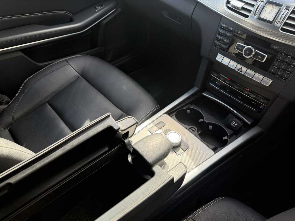 Mercedes-Benz E Class 2.1 E220 Cdi Amg Sport Cabriolet G-tron White #31