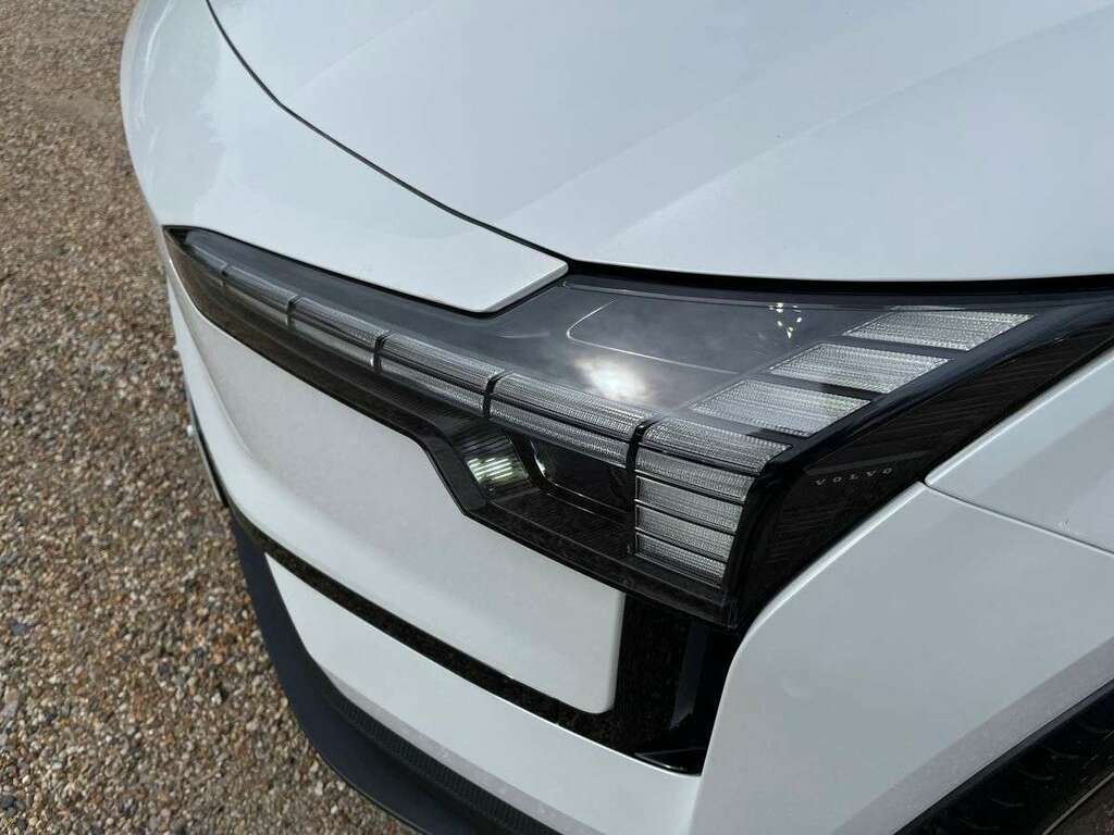 Volvo EX30 Twin Performance 69Kwh Plus Awd #29