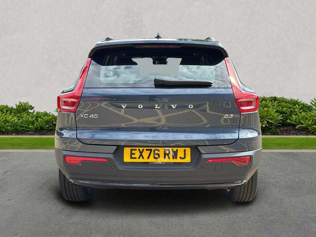 Volvo XC40 2.0 B3p Plus Dark  #4