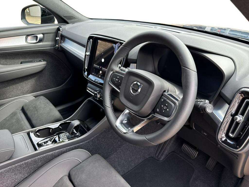 Volvo XC40 2.0 B4p Ultra Black Edition Black #14