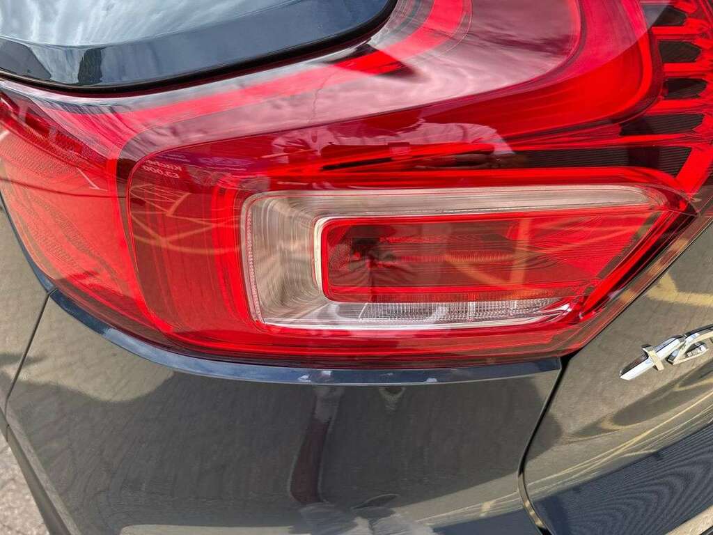 Volvo XC40 2.0 B4p Ultra Black Edition Black #34