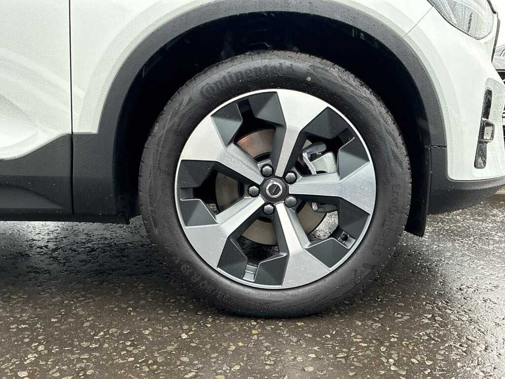 Volvo XC40 2.0 B3p Plus Dark  #6