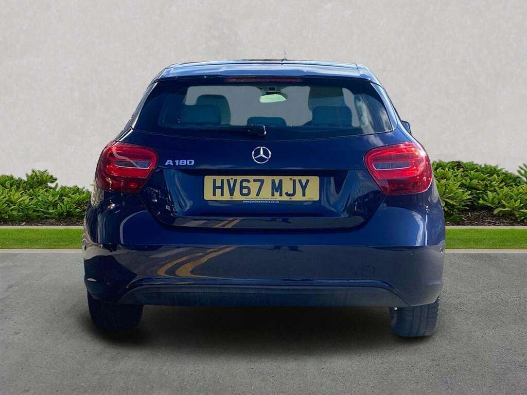 Mercedes-Benz A Class A180 Se Executive  #2