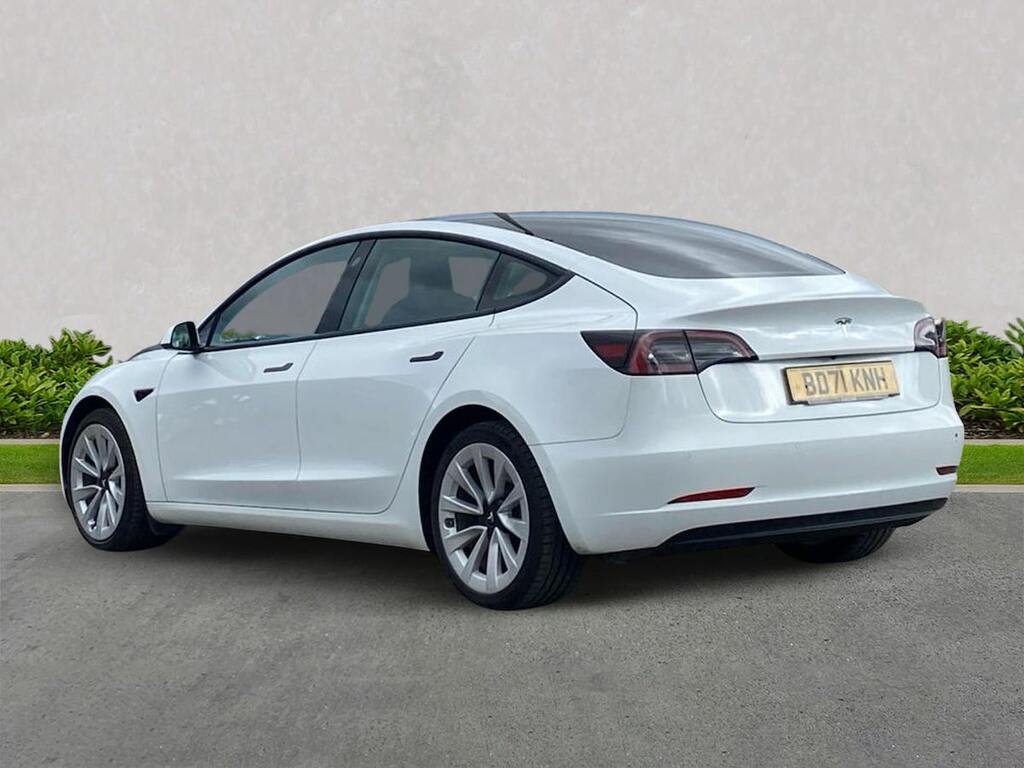 Tesla Model 3 Standard Range Plus Saloon Rwd White #2