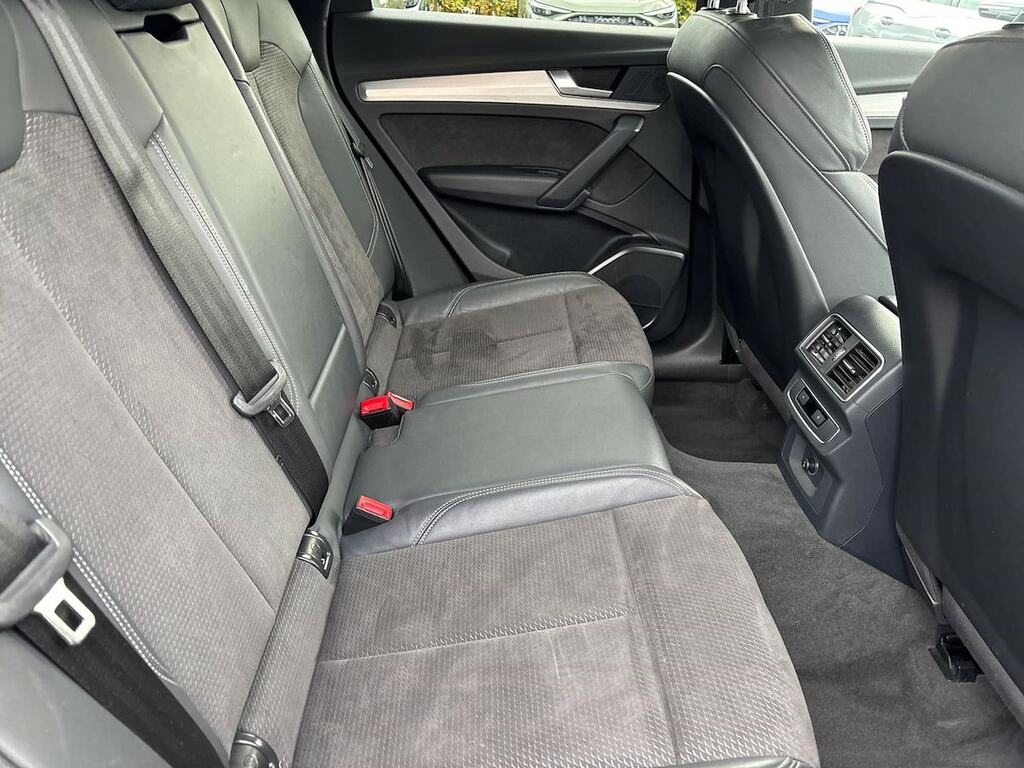 Audi Q5 2L S Line Black #16