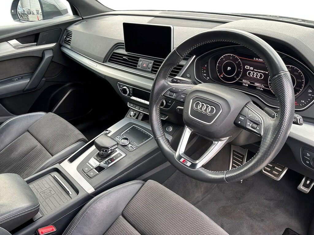 Audi Q5 2L S Line Black #15