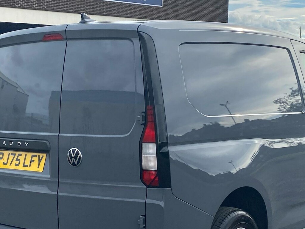 Volkswagen Caddy 2.0 Tdi 102Ps Commerce Van Businesstech Pack White #24