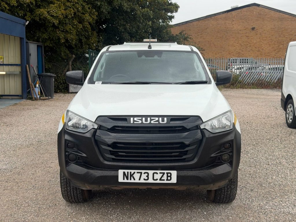 Isuzu D-Max 1.9L Utility Diff Lock White #2