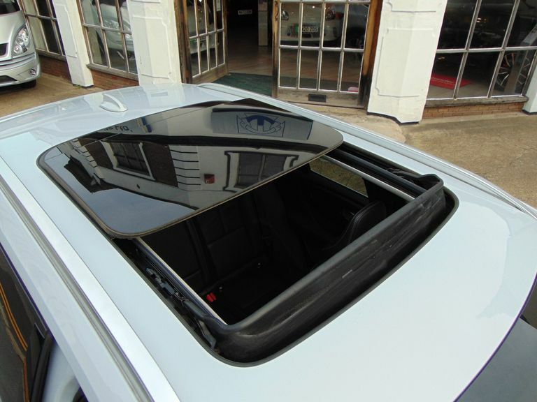 Volvo XC40 1.5 T5 Recharge Phev Inscription Pro Silver #3