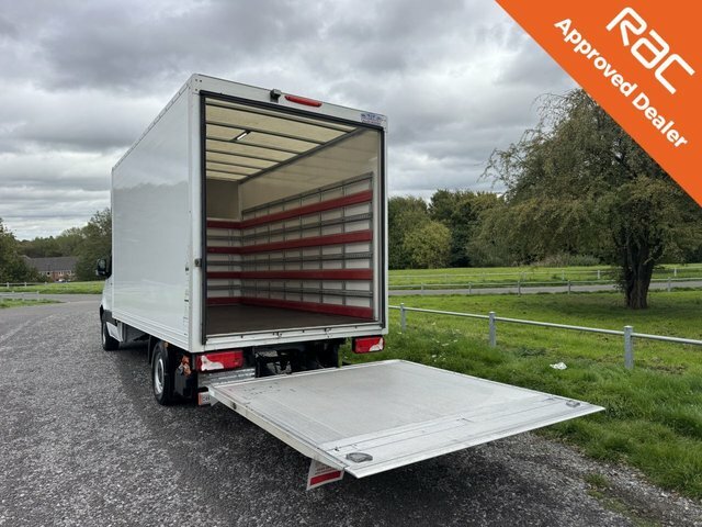 Mercedes-Benz Sprinter 2.0 315Cdi 3.5T. Lwb 4.2M. Luton Large Tail Lift E White #2